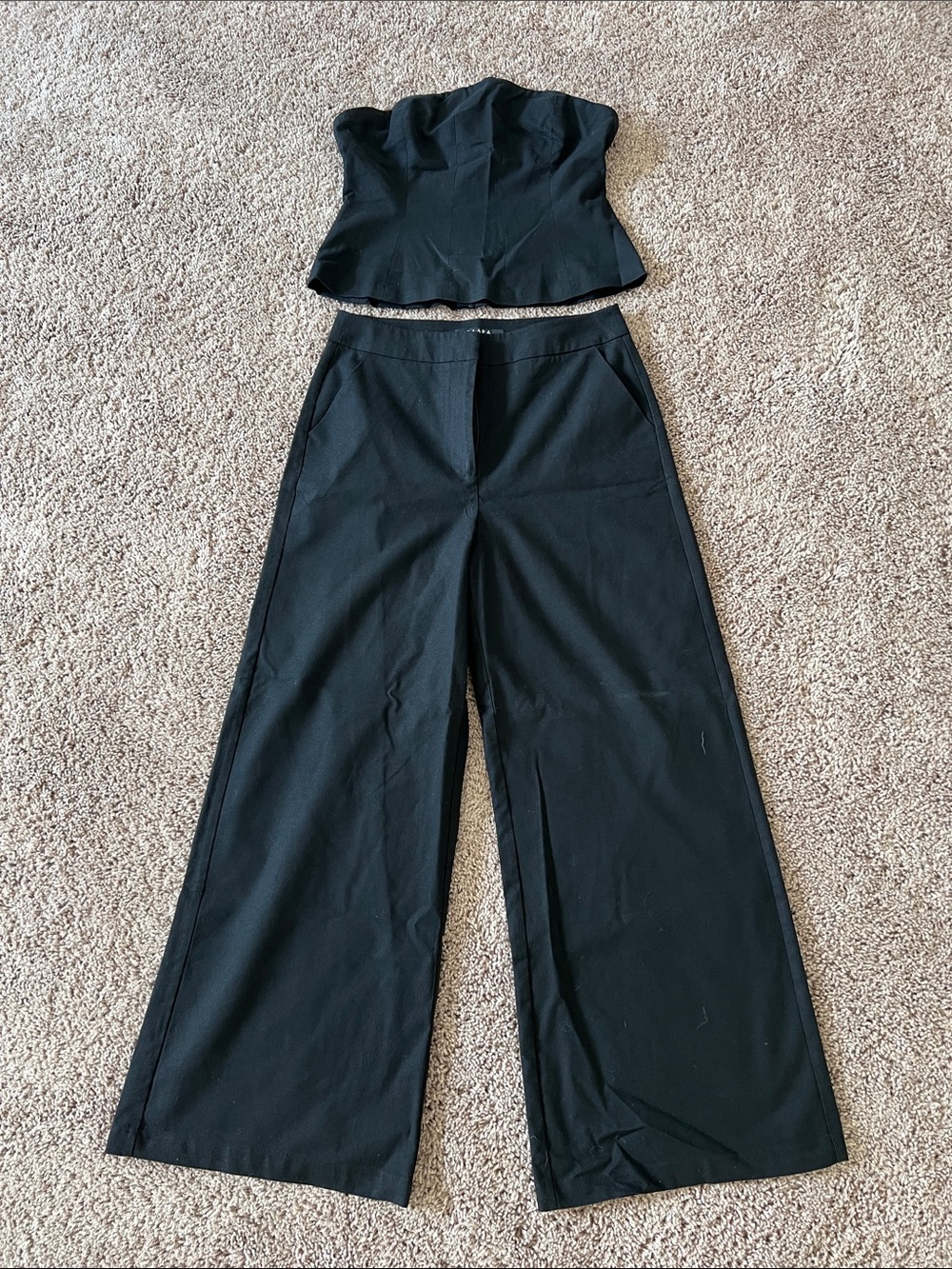 CAARA two-piece set